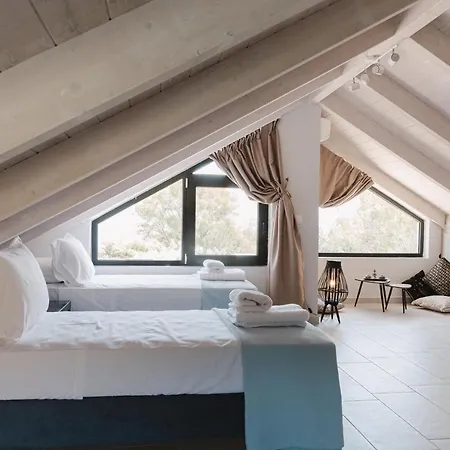 דירה Ariti Luxury Apartment, ניקיאנה