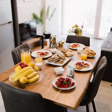 Ariti Luxury Apartment,