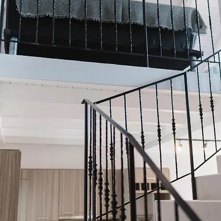 Ariti Luxury Apartment, *