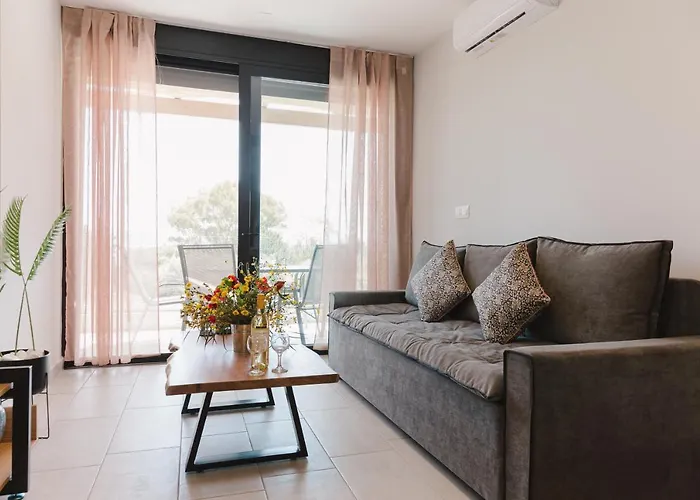Ariti Luxury Apartment,